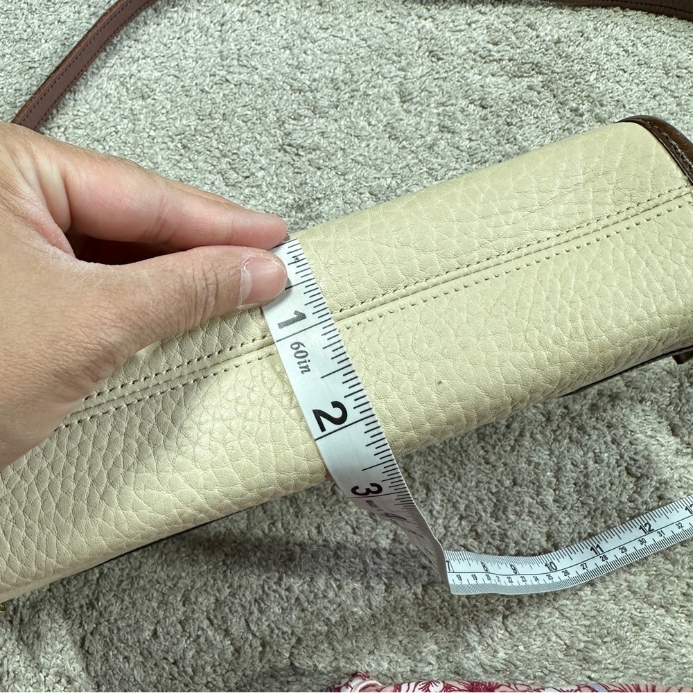 Dooney & Bourke Vintage Ivory Brown Leather Crossbody Bag Classic Zip Top - Picture 13 of 16